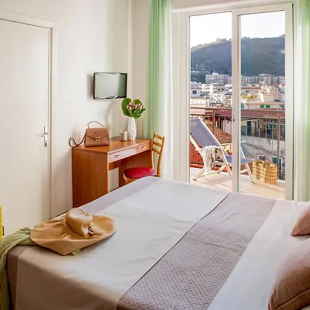 Europa Hotel 2*