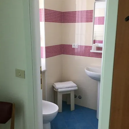 Europa 2* פינאלה ליגורה