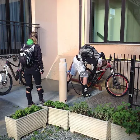 Europa 2*