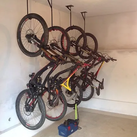 Europa 2* פינאלה ליגורה