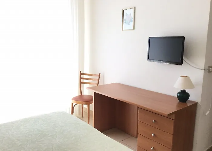 Europa Hotel 2*